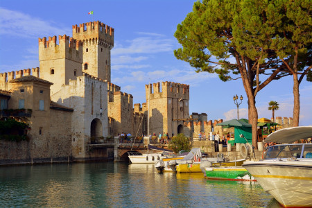 How to Get to Sirmione from Verona and What to See: A Complete Guide