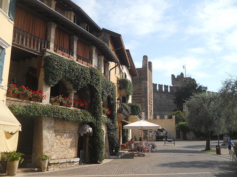 centro di torri del benaco 1