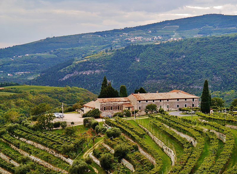 sant anna d alfaedo valpolicella